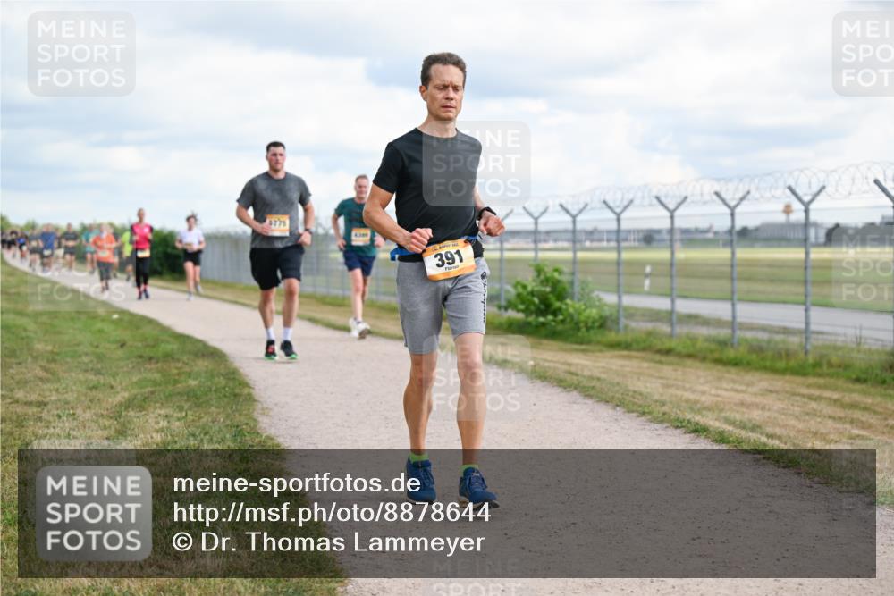 14.09.2025 - Airport Race Dr. Thomas Lammeyer http://msf.ph/oto/8878644 14.09.2025 12:26:34 Laufen 391 meine-sportfotos.de