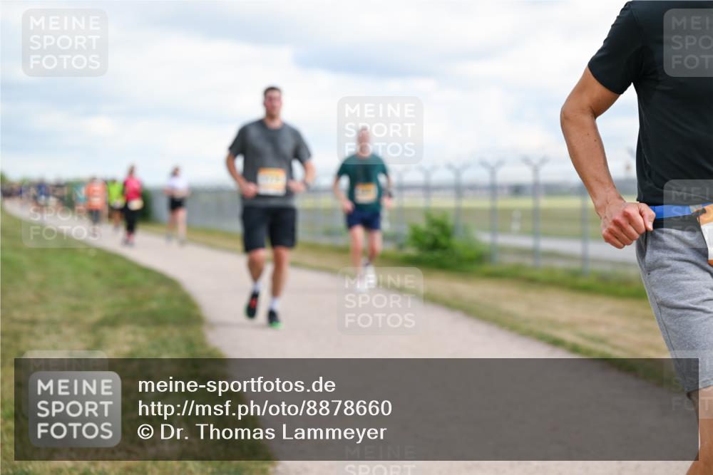 14.09.2025 - Airport Race Dr. Thomas Lammeyer http://msf.ph/oto/8878660 14.09.2025 12:26:36 Laufen  meine-sportfotos.de