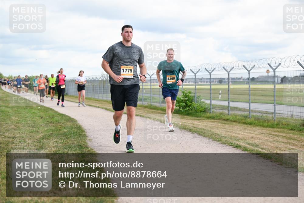 14.09.2025 - Airport Race Dr. Thomas Lammeyer http://msf.ph/oto/8878664 14.09.2025 12:26:37 Laufen 1775, 1775, 4399 meine-sportfotos.de