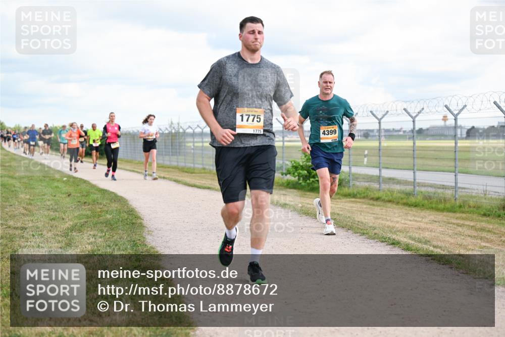 14.09.2025 - Airport Race Dr. Thomas Lammeyer http://msf.ph/oto/8878672 14.09.2025 12:26:37 Laufen 1775, 1775, 4399, 4399 meine-sportfotos.de