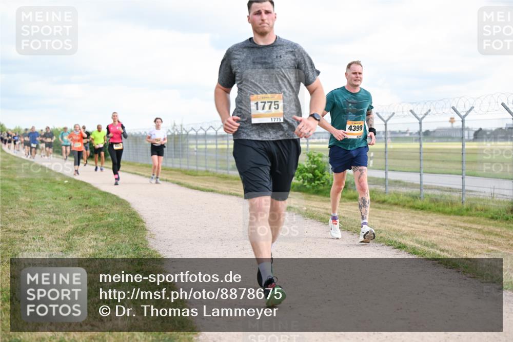 14.09.2025 - Airport Race Dr. Thomas Lammeyer http://msf.ph/oto/8878675 14.09.2025 12:26:38 Laufen 4229, 1775, 1775, 4399, 4399 meine-sportfotos.de