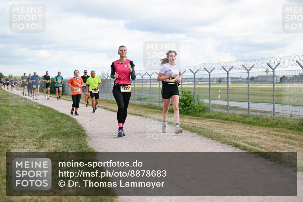 14.09.2025 - Airport Race Dr. Thomas Lammeyer http://msf.ph/oto/8878683 14.09.2025 12:26:43 Laufen  meine-sportfotos.de