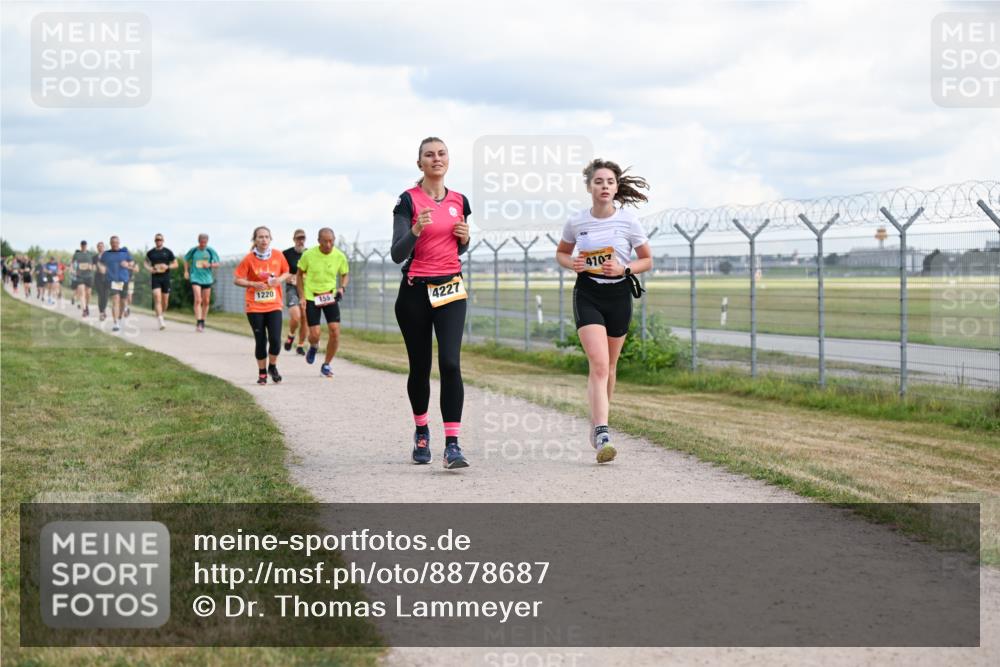 14.09.2025 - Airport Race Dr. Thomas Lammeyer http://msf.ph/oto/8878687 14.09.2025 12:26:43 Laufen 1220, 155, 4107, 4227 meine-sportfotos.de