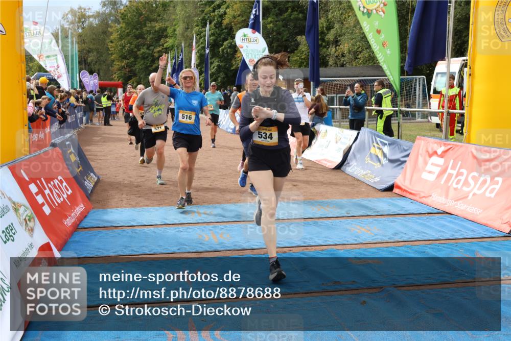 14.09.2025 - Airport Race Strokosch-Dieckow http://msf.ph/oto/8878688 14.09.2025 12:38:21 Ziel 371, 379, 403, 516, 534, 1167, 1241, 1340, 1541, 1580, 1607, 1732, 1774, 4054, 4145 meine-sportfotos.de