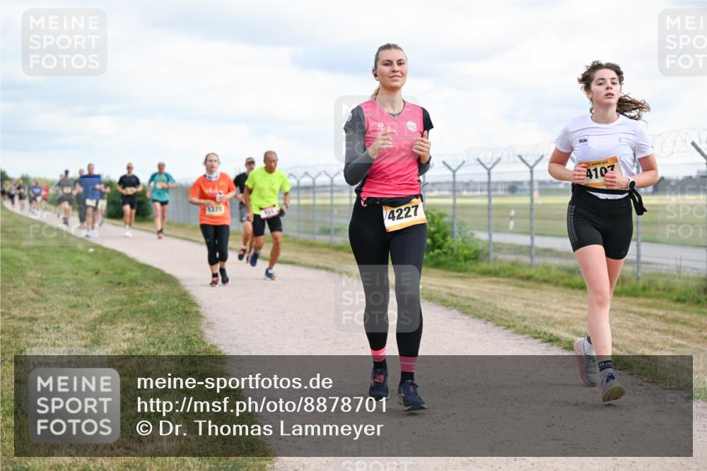 14.09.2025 - Airport Race Dr. Thomas Lammeyer http://msf.ph/oto/8878701 14.09.2025 12:26:44 Laufen 4227, 410 meine-sportfotos.de