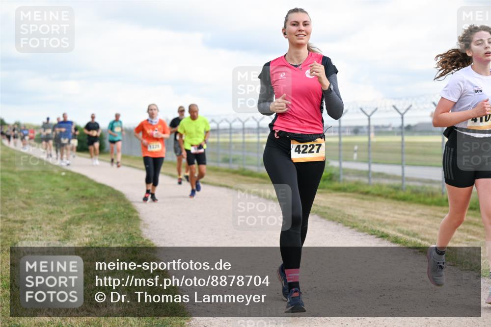 14.09.2025 - Airport Race Dr. Thomas Lammeyer http://msf.ph/oto/8878704 14.09.2025 12:26:45 Laufen 4227, 4 meine-sportfotos.de