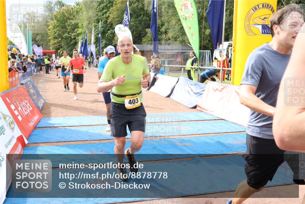14.09.2025 - Airport Race Strokosch-Dieckow http://msf.ph/oto/8878778 14.09.2025 12:38:27 Ziel 194, 289, 379, 403, 647, 1167, 1241, 1340, 1532, 1580, 1607, 1732, 1774, 4054 meine-sportfotos.de
