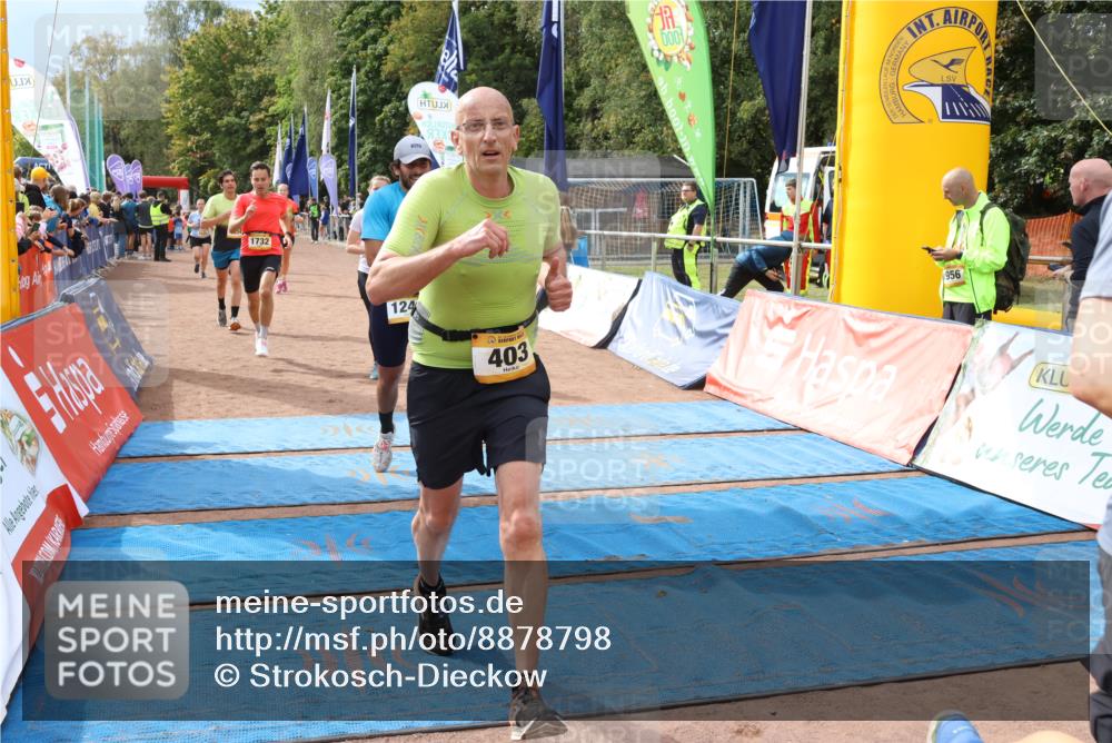 14.09.2025 - Airport Race Strokosch-Dieckow http://msf.ph/oto/8878798 14.09.2025 12:38:28 Ziel 194, 289, 379, 403, 647, 1241, 1340, 1532, 1607, 1732, 1774, 4054 meine-sportfotos.de