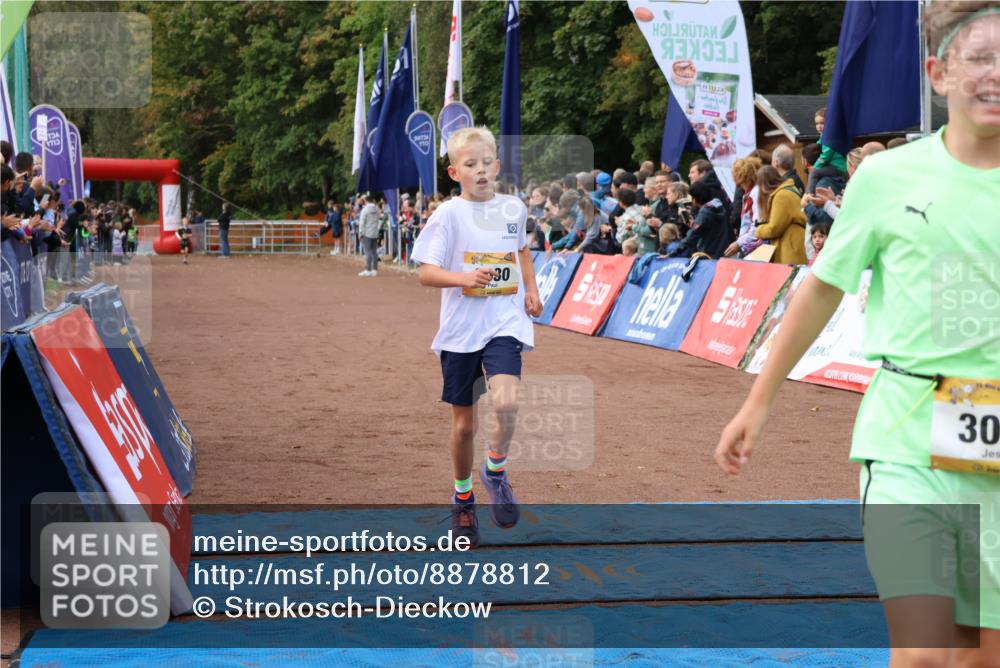 14.09.2025 - Airport Race Strokosch-Dieckow http://msf.ph/oto/8878812 14.09.2025 10:06:39 Ziel 3012, 3030 meine-sportfotos.de