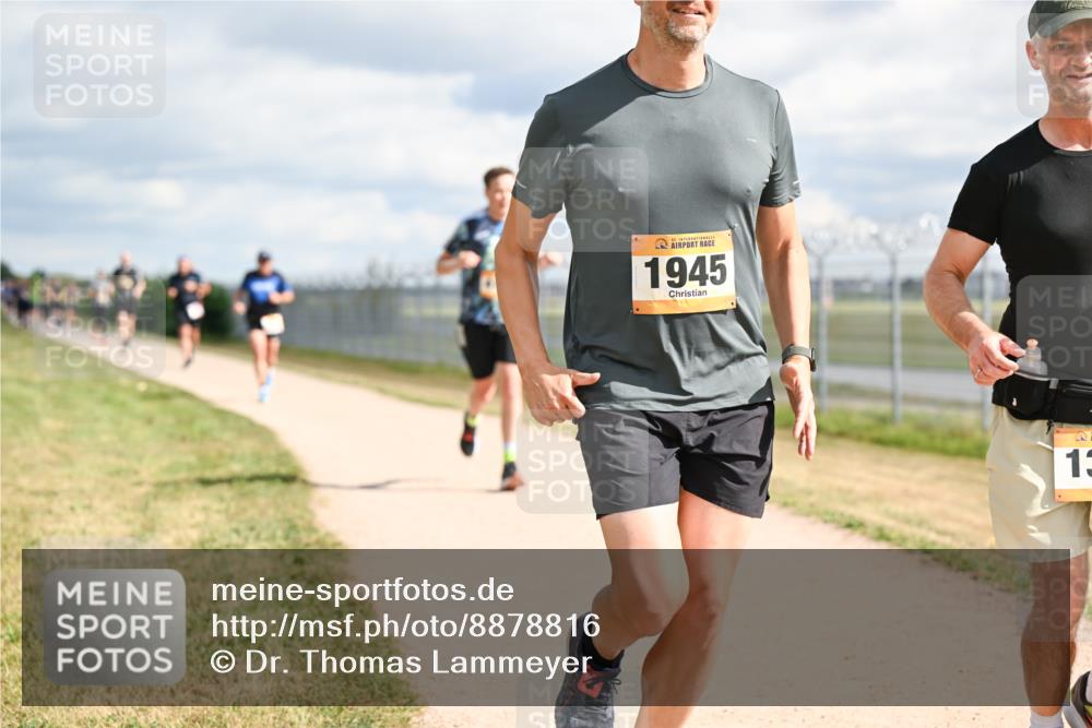 14.09.2025 - Airport Race Dr. Thomas Lammeyer http://msf.ph/oto/8878816 14.09.2025 12:27:00 Laufen 42, 1945, 13 meine-sportfotos.de