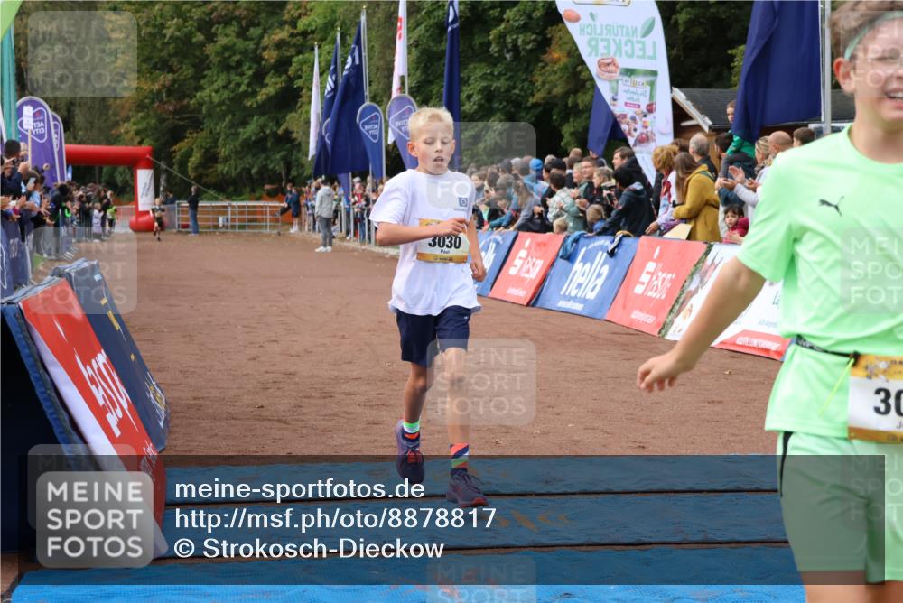 14.09.2025 - Airport Race Strokosch-Dieckow http://msf.ph/oto/8878817 14.09.2025 10:06:39 Ziel 3012, 3030 meine-sportfotos.de