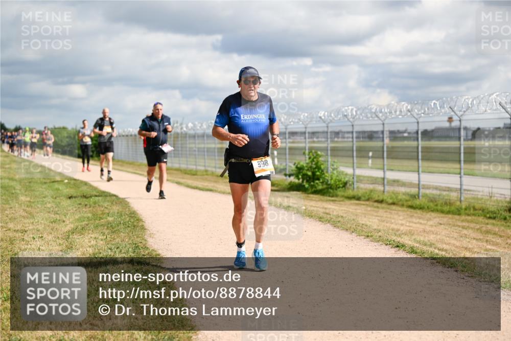 14.09.2025 - Airport Race Dr. Thomas Lammeyer http://msf.ph/oto/8878844 14.09.2025 12:27:06 Laufen 598 meine-sportfotos.de