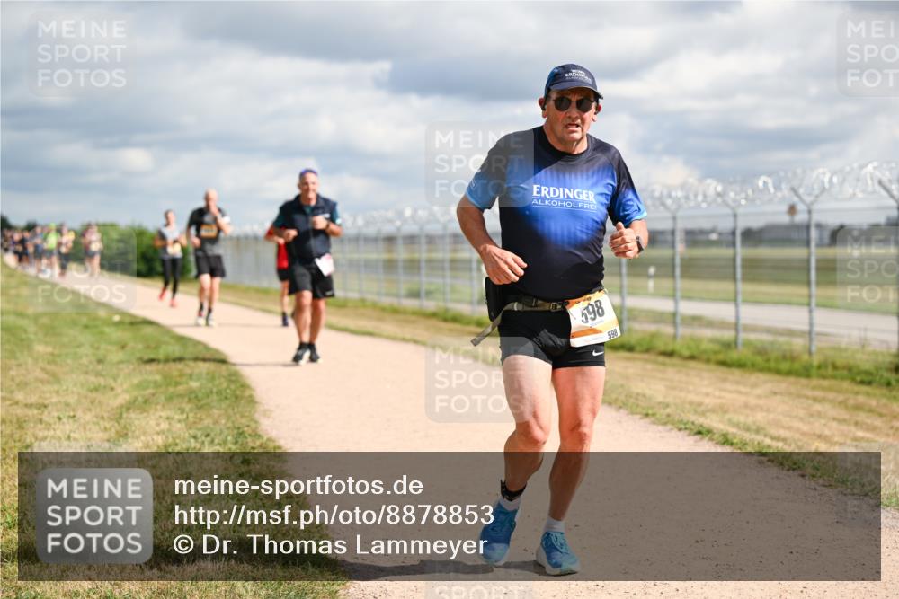 14.09.2025 - Airport Race Dr. Thomas Lammeyer http://msf.ph/oto/8878853 14.09.2025 12:27:06 Laufen 598, 598 meine-sportfotos.de