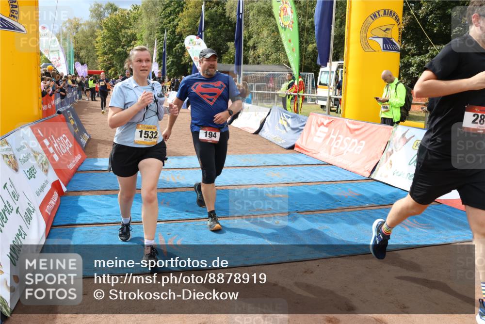 14.09.2025 - Airport Race Strokosch-Dieckow http://msf.ph/oto/8878919 14.09.2025 12:38:34 Ziel 194, 289, 506, 647, 1393, 1532, 1923, 1936, 4054, 4228 meine-sportfotos.de