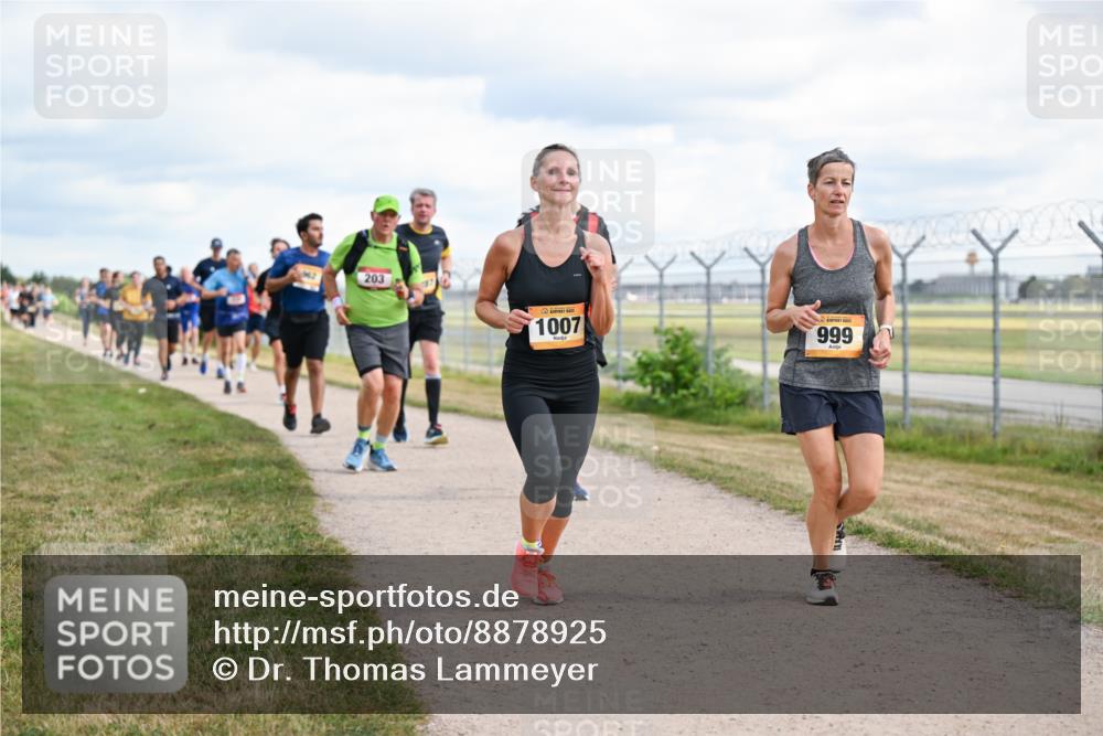 14.09.2025 - Airport Race Dr. Thomas Lammeyer http://msf.ph/oto/8878925 14.09.2025 12:27:24 Laufen 203, 1007, 999 meine-sportfotos.de