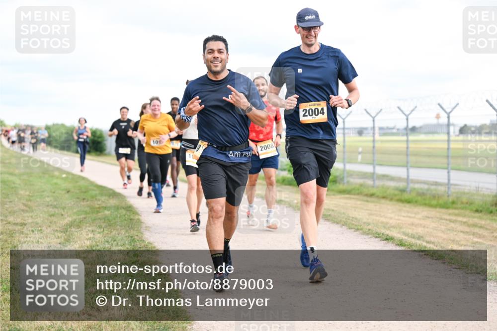 14.09.2025 - Airport Race Dr. Thomas Lammeyer http://msf.ph/oto/8879003 14.09.2025 12:27:33 Laufen 10, 2008, 10, 2004 meine-sportfotos.de