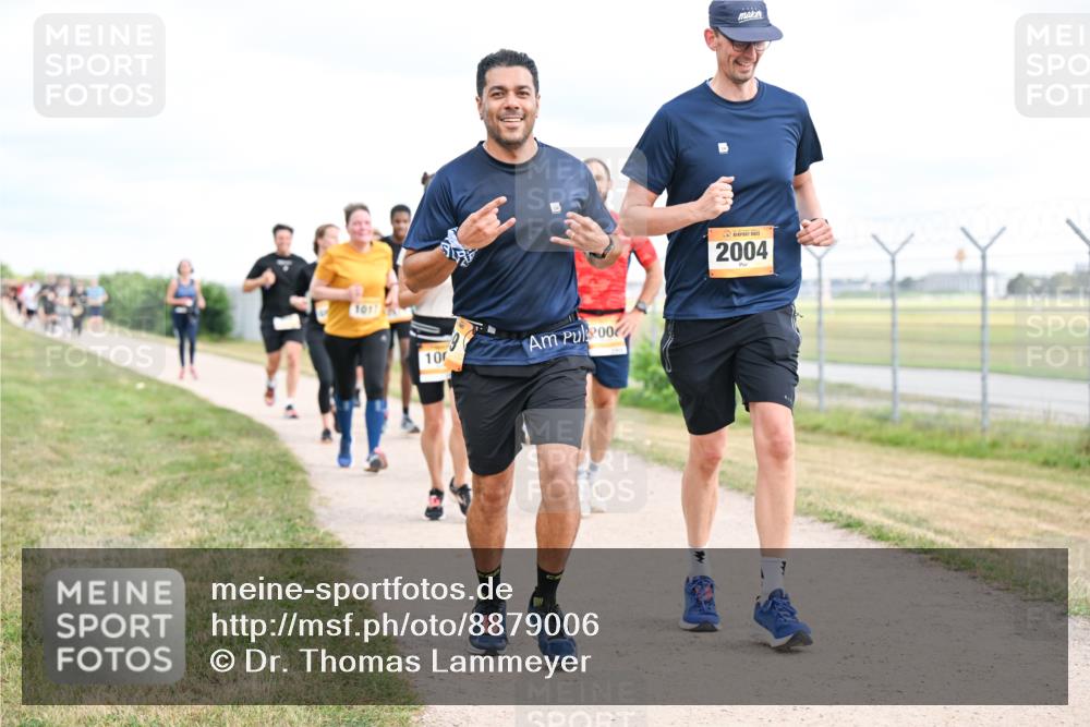 14.09.2025 - Airport Race Dr. Thomas Lammeyer http://msf.ph/oto/8879006 14.09.2025 12:27:33 Laufen 1011, 10, 0, 2004 meine-sportfotos.de
