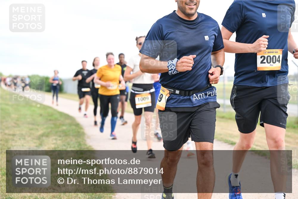14.09.2025 - Airport Race Dr. Thomas Lammeyer http://msf.ph/oto/8879014 14.09.2025 12:27:34 Laufen 1009, 19, 2004 meine-sportfotos.de