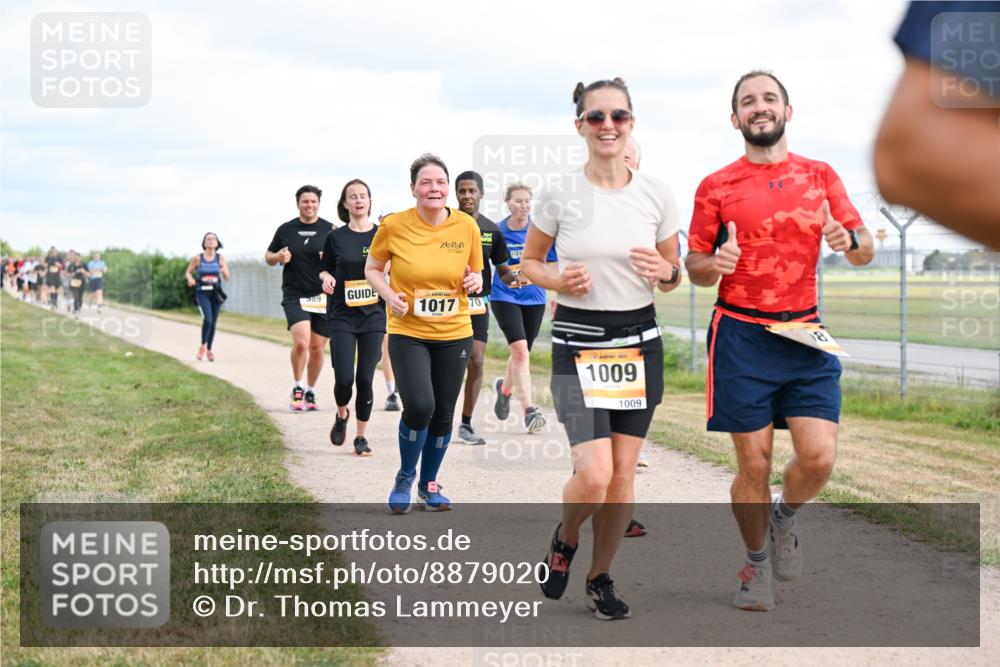 14.09.2025 - Airport Race Dr. Thomas Lammeyer http://msf.ph/oto/8879020 14.09.2025 12:27:35 Laufen 589, 1017, 70, 1009, 1009 meine-sportfotos.de