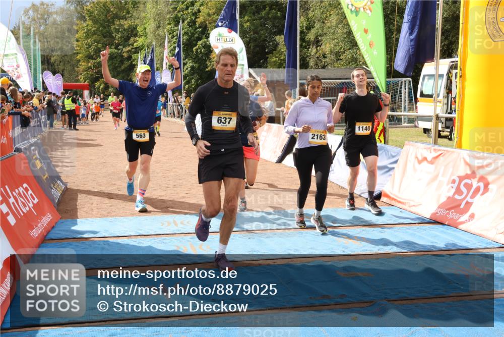 14.09.2025 - Airport Race Strokosch-Dieckow http://msf.ph/oto/8879025 14.09.2025 12:38:47 Ziel 225, 247, 563, 637, 775, 1140, 1268, 2163, 4208 meine-sportfotos.de