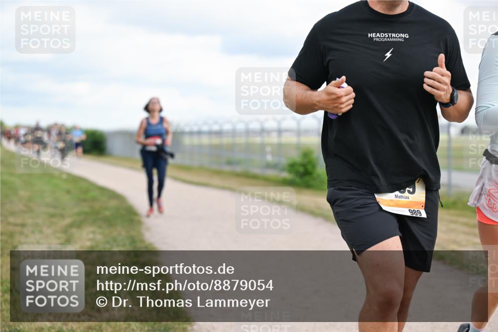 14.09.2025 - Airport Race Dr. Thomas Lammeyer http://msf.ph/oto/8879054 14.09.2025 12:27:39 Laufen 989 meine-sportfotos.de