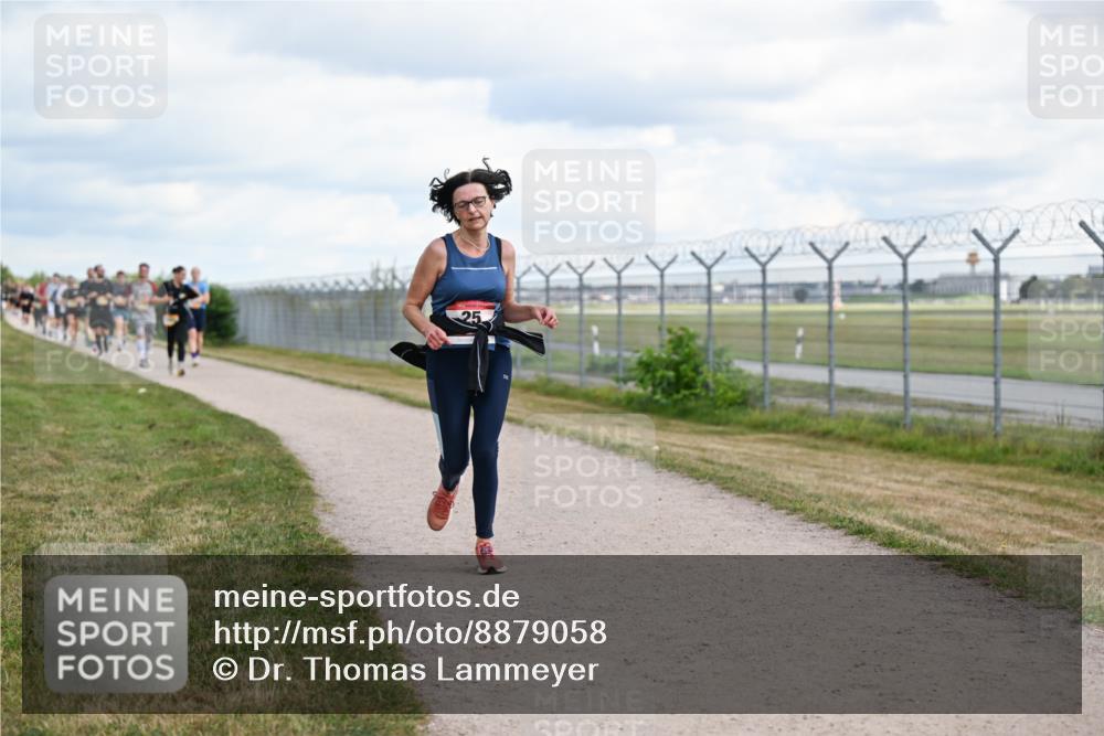 14.09.2025 - Airport Race Dr. Thomas Lammeyer http://msf.ph/oto/8879058 14.09.2025 12:27:41 Laufen 25 meine-sportfotos.de