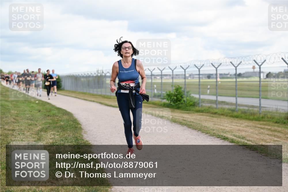 14.09.2025 - Airport Race Dr. Thomas Lammeyer http://msf.ph/oto/8879061 14.09.2025 12:27:41 Laufen 25 meine-sportfotos.de