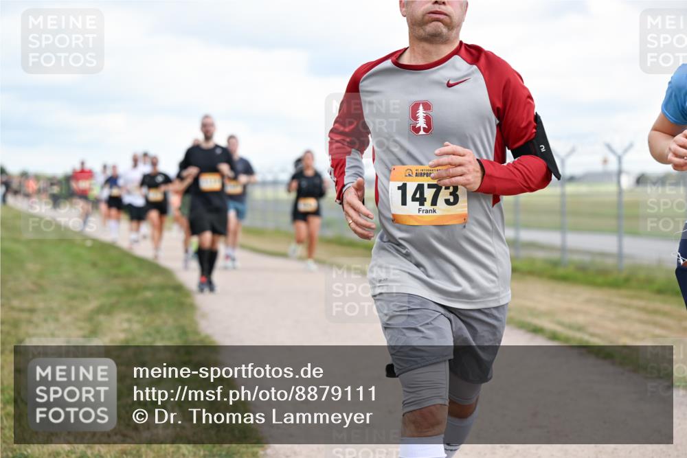 14.09.2025 - Airport Race Dr. Thomas Lammeyer http://msf.ph/oto/8879111 14.09.2025 12:27:52 Laufen 2, 42, 1473 meine-sportfotos.de