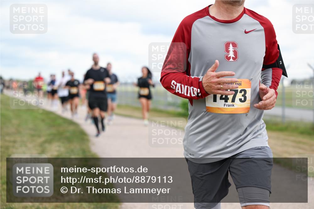 14.09.2025 - Airport Race Dr. Thomas Lammeyer http://msf.ph/oto/8879113 14.09.2025 12:27:53 Laufen 473, 2 meine-sportfotos.de