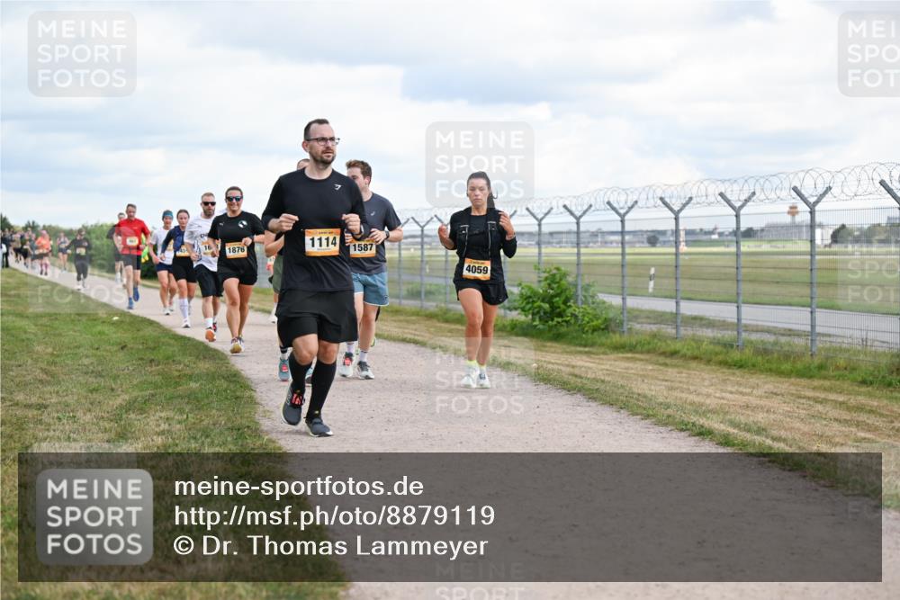 14.09.2025 - Airport Race Dr. Thomas Lammeyer http://msf.ph/oto/8879119 14.09.2025 12:27:54 Laufen 1876, 1114, 1587, 4059 meine-sportfotos.de