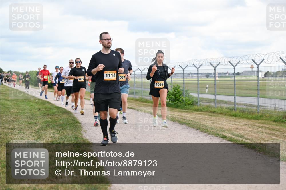 14.09.2025 - Airport Race Dr. Thomas Lammeyer http://msf.ph/oto/8879123 14.09.2025 12:27:54 Laufen 1114, 1876, 587, 4059 meine-sportfotos.de