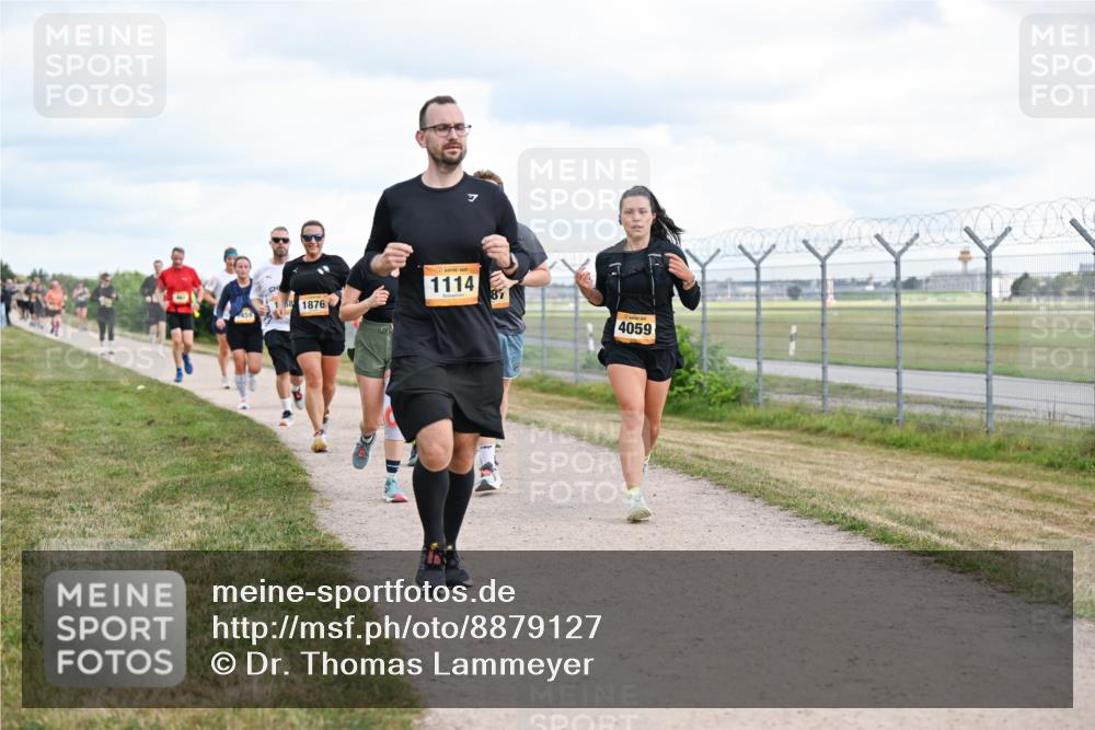 14.09.2025 - Airport Race Dr. Thomas Lammeyer http://msf.ph/oto/8879127 14.09.2025 12:27:55 Laufen 1876, 1114, 87, 4059 meine-sportfotos.de
