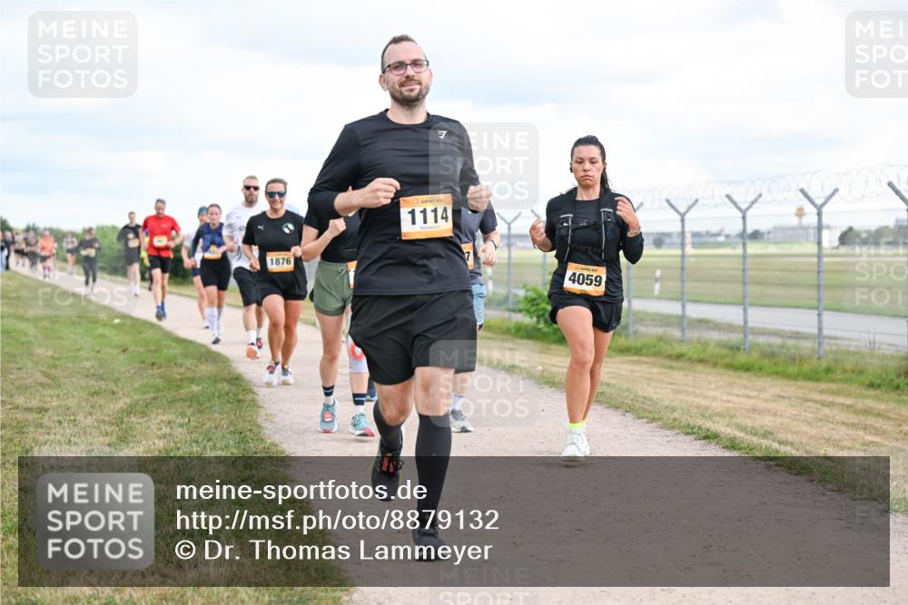 14.09.2025 - Airport Race Dr. Thomas Lammeyer http://msf.ph/oto/8879132 14.09.2025 12:27:55 Laufen 1876, 7, 1114, 7, 4059 meine-sportfotos.de