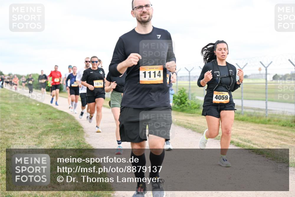 14.09.2025 - Airport Race Dr. Thomas Lammeyer http://msf.ph/oto/8879137 14.09.2025 12:27:56 Laufen 1876, 1114, 4059 meine-sportfotos.de