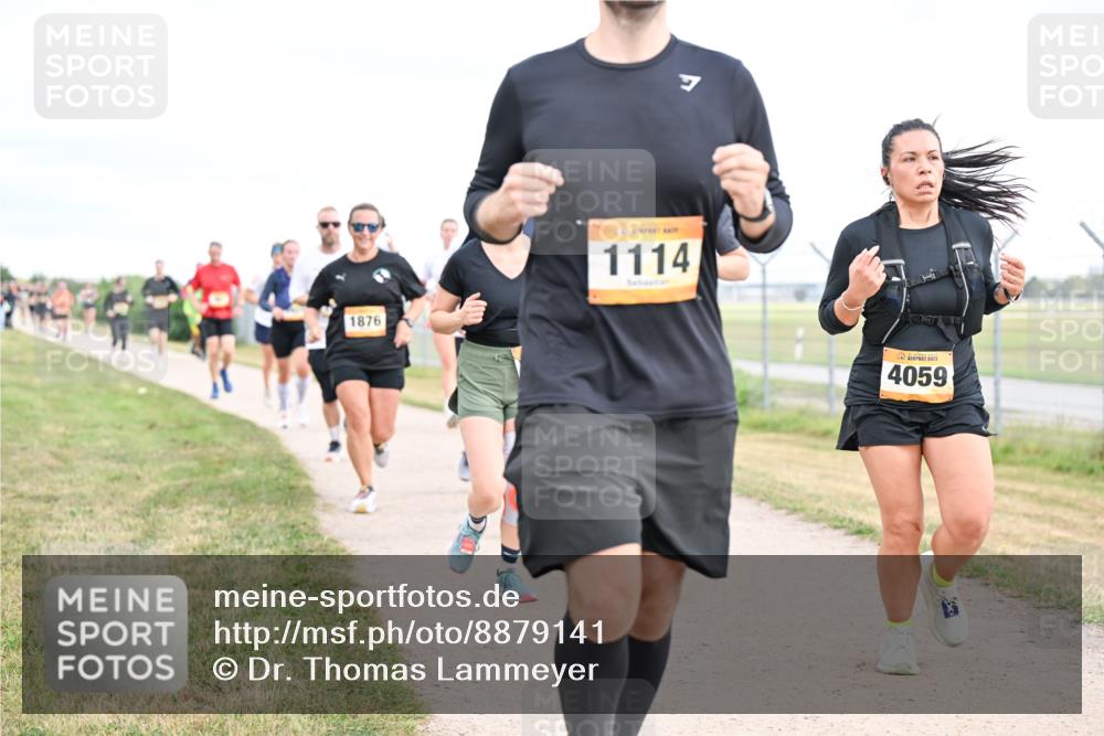 14.09.2025 - Airport Race Dr. Thomas Lammeyer http://msf.ph/oto/8879141 14.09.2025 12:27:56 Laufen 1876, 1114, 4059 meine-sportfotos.de