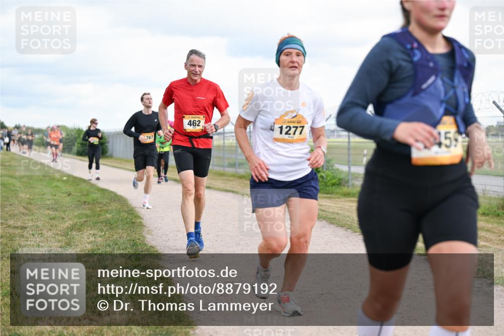 14.09.2025 - Airport Race Dr. Thomas Lammeyer http://msf.ph/oto/8879192 14.09.2025 12:28:02 Laufen 767, 462, 1277, 459 meine-sportfotos.de