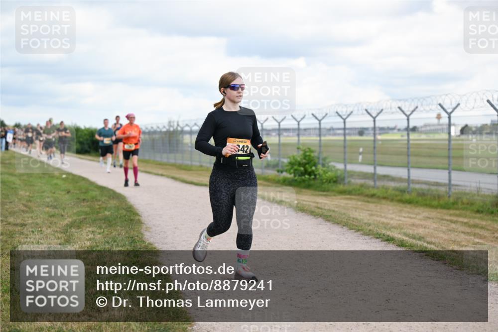 14.09.2025 - Airport Race Dr. Thomas Lammeyer http://msf.ph/oto/8879241 14.09.2025 12:28:10 Laufen 42 meine-sportfotos.de