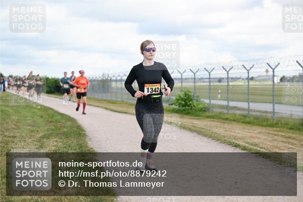 14.09.2025 - Airport Race Dr. Thomas Lammeyer http://msf.ph/oto/8879242 14.09.2025 12:28:10 Laufen 1342 meine-sportfotos.de