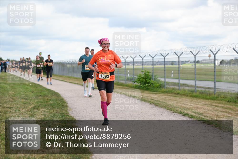 14.09.2025 - Airport Race Dr. Thomas Lammeyer http://msf.ph/oto/8879256 14.09.2025 12:28:15 Laufen 20, 1562 meine-sportfotos.de