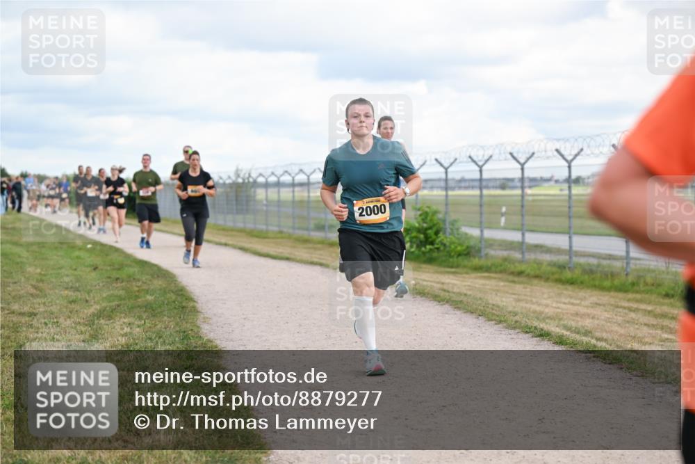 14.09.2025 - Airport Race Dr. Thomas Lammeyer http://msf.ph/oto/8879277 14.09.2025 12:28:17 Laufen 2000 meine-sportfotos.de
