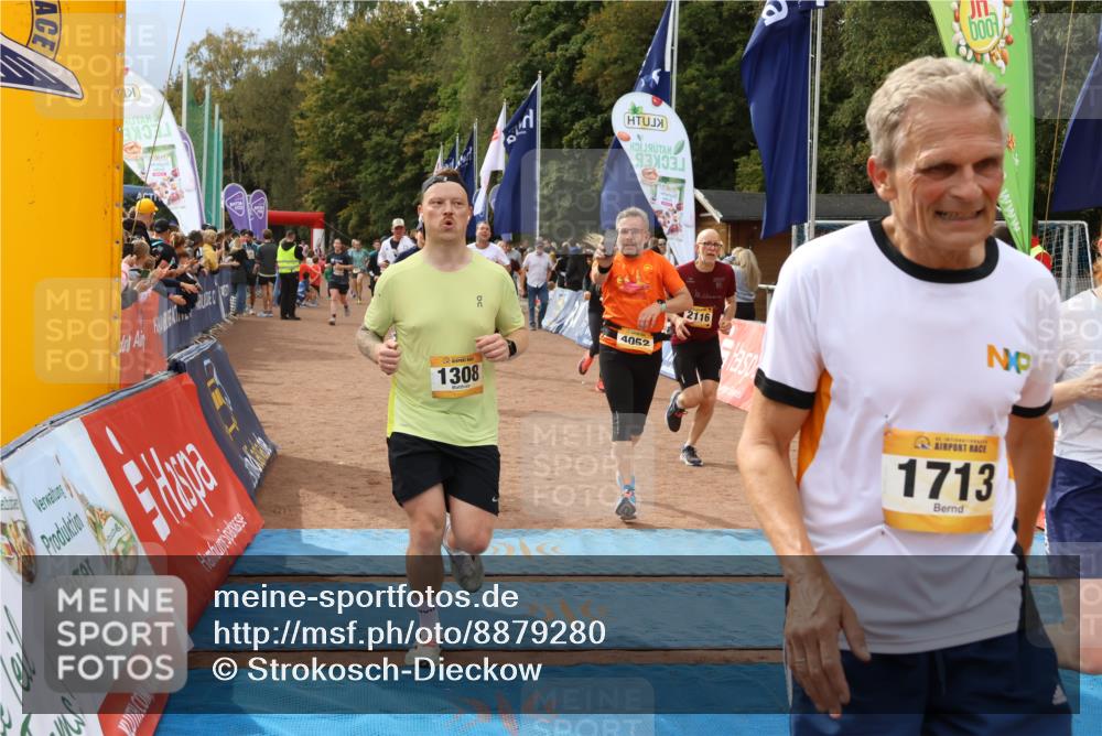 14.09.2025 - Airport Race Strokosch-Dieckow http://msf.ph/oto/8879280 14.09.2025 12:39:05 Ziel 455, 934, 956, 1084, 1218, 1308, 1325, 1713, 1729, 1742, 1773, 1799, 1906, 1916, 2027, 2058, 2116, 4052 meine-sportfotos.de