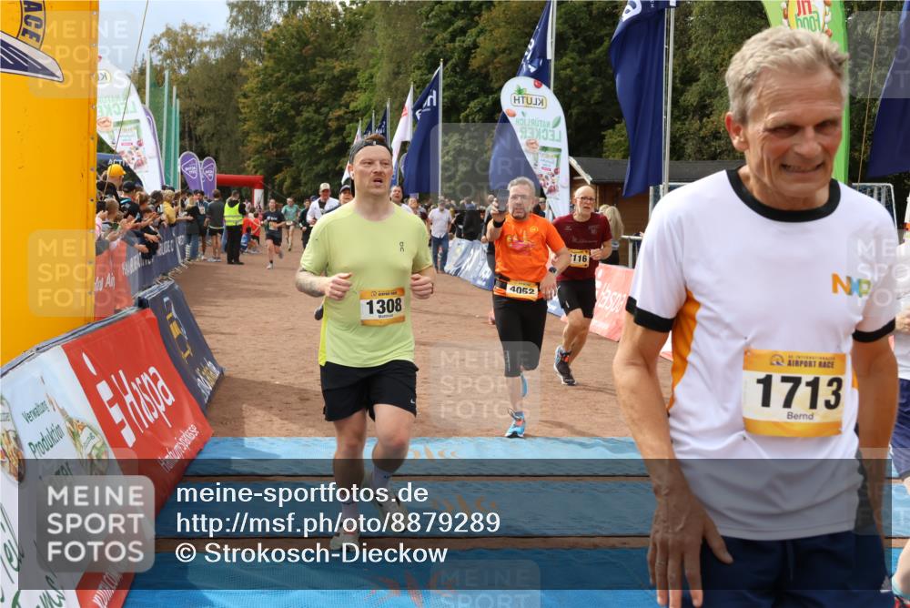 14.09.2025 - Airport Race Strokosch-Dieckow http://msf.ph/oto/8879289 14.09.2025 12:39:05 Ziel 455, 934, 956, 1084, 1218, 1308, 1325, 1713, 1729, 1742, 1773, 1799, 1906, 1916, 2027, 2058, 2116, 4052 meine-sportfotos.de