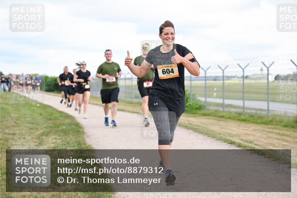 14.09.2025 - Airport Race Dr. Thomas Lammeyer http://msf.ph/oto/8879312 14.09.2025 12:28:22 Laufen 604 meine-sportfotos.de