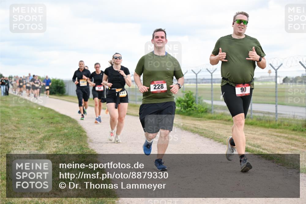 14.09.2025 - Airport Race Dr. Thomas Lammeyer http://msf.ph/oto/8879330 14.09.2025 12:28:24 Laufen 1561, 7231, 228, 90 meine-sportfotos.de