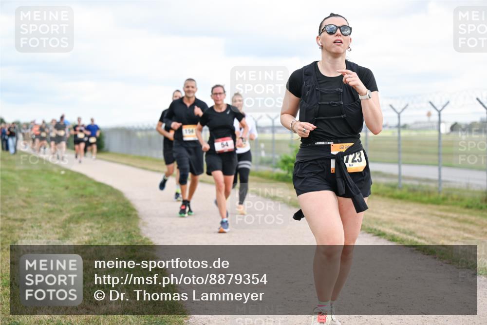14.09.2025 - Airport Race Dr. Thomas Lammeyer http://msf.ph/oto/8879354 14.09.2025 12:28:26 Laufen 154, 723 meine-sportfotos.de