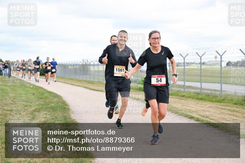 14.09.2025 - Airport Race Dr. Thomas Lammeyer http://msf.ph/oto/8879366 14.09.2025 12:28:28 Laufen 1561, 1561, 54, 54 meine-sportfotos.de