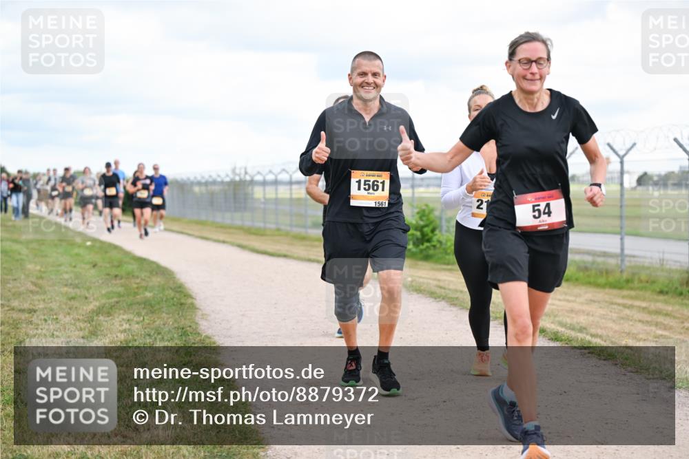 14.09.2025 - Airport Race Dr. Thomas Lammeyer http://msf.ph/oto/8879372 14.09.2025 12:28:28 Laufen 1561, 1561, 21, 54 meine-sportfotos.de