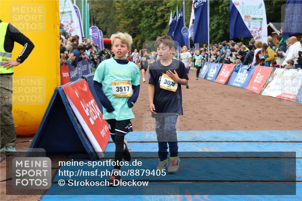 14.09.2025 - Airport Race Strokosch-Dieckow http://msf.ph/oto/8879405 14.09.2025 10:07:49 Ziel 3046, 3070, 3175, 3203, 3211, 3222, 3230, 3428, 3514, 3517, 3526, 3542, 3543, 3550, 3725 meine-sportfotos.de