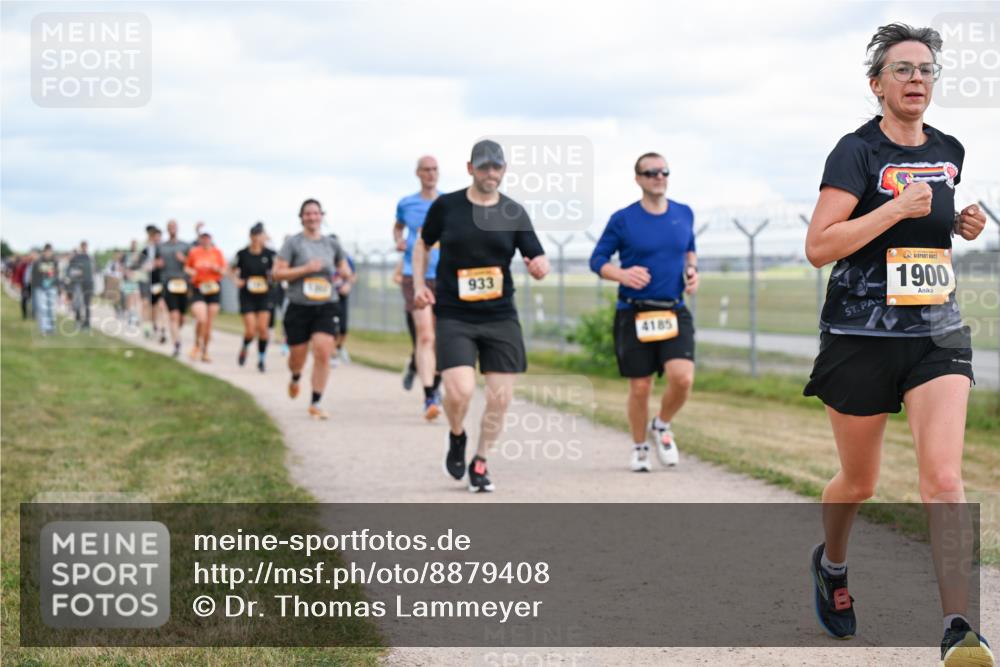 14.09.2025 - Airport Race Dr. Thomas Lammeyer http://msf.ph/oto/8879408 14.09.2025 12:28:36 Laufen 933, 4185, 1900 meine-sportfotos.de
