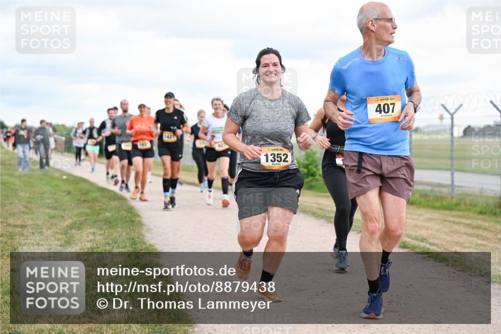 14.09.2025 - Airport Race Dr. Thomas Lammeyer http://msf.ph/oto/8879438 14.09.2025 12:28:39 Laufen 1421, 1352, 407 meine-sportfotos.de